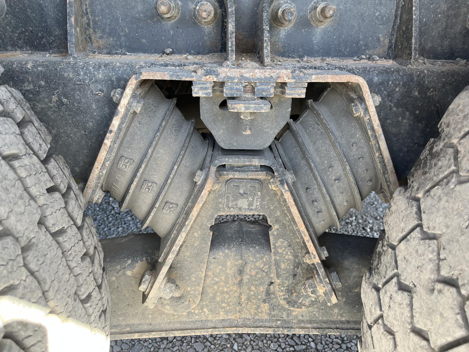 ./imagenes/INVOICE/2019/17406/CAMION PLATAFORMA INTERNATIONAL 7400 (10).JPG